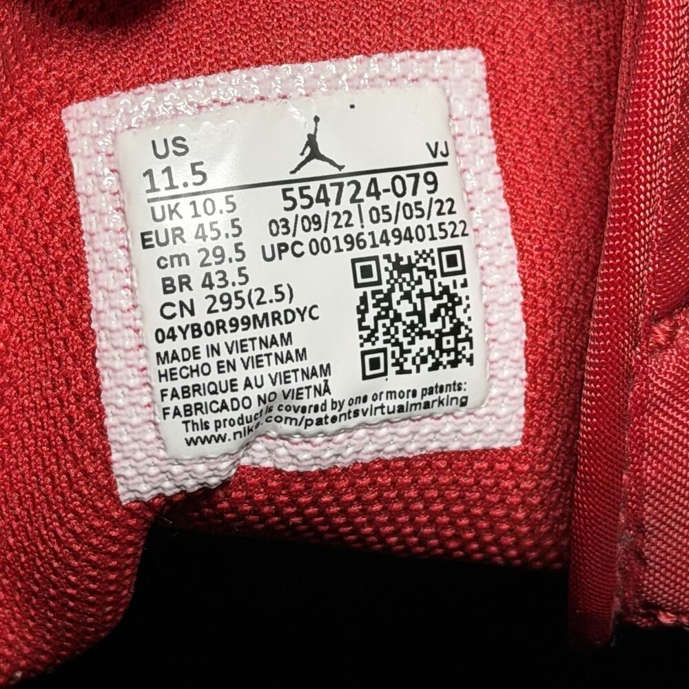 Jordan 1 Mid Bred Toe 554724-079 Men’s 11.5 Classic Black/Red/White - Picture 8 of 8